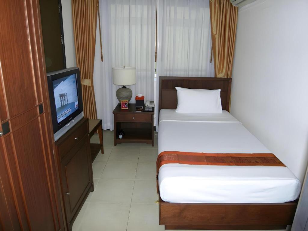 De Arni Hotel Bangkok Exterior photo